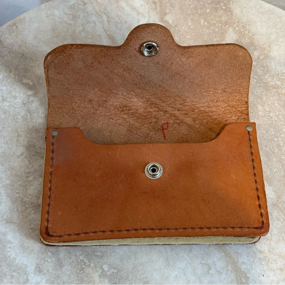 Longhorn Leather natural leather snap pouch